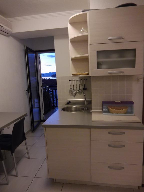 Apartments Zovko Tučepi Екстериор снимка
