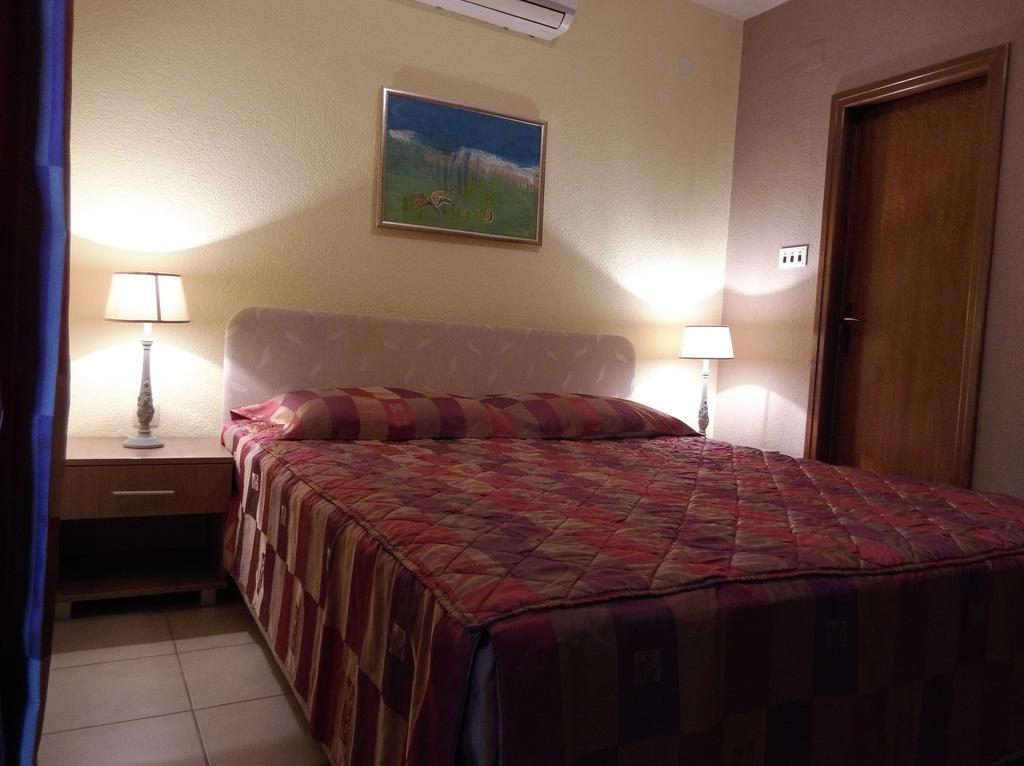 Apartments Zovko Tučepi Екстериор снимка