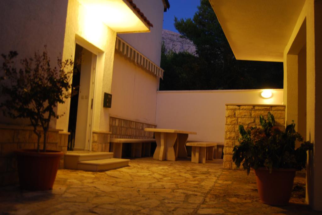 Apartments Zovko Tučepi Екстериор снимка